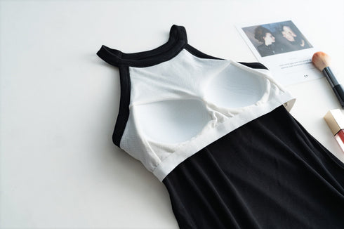 Slim Halter Neck Off-Shoulder Camisole Tops for Women - Stylish Solid Tank Tees with Chest Pad for Comfortable Summer Wear